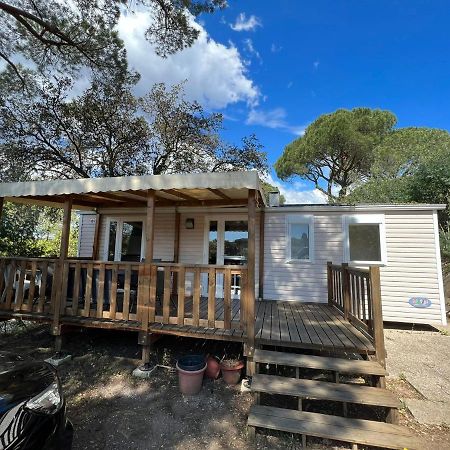 Bungalow Luxe 3 Chambres Surplombant Le Golf De St Tropez Гассен Экстерьер фото