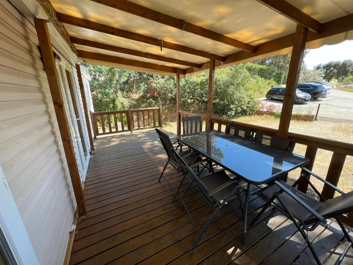 Bungalow Luxe 3 Chambres Surplombant Le Golf De St Tropez Гассен Экстерьер фото