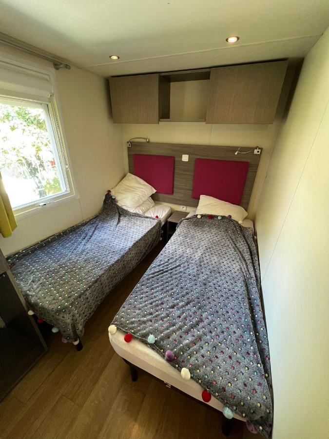 Bungalow Luxe 3 Chambres Surplombant Le Golf De St Tropez Гассен Экстерьер фото